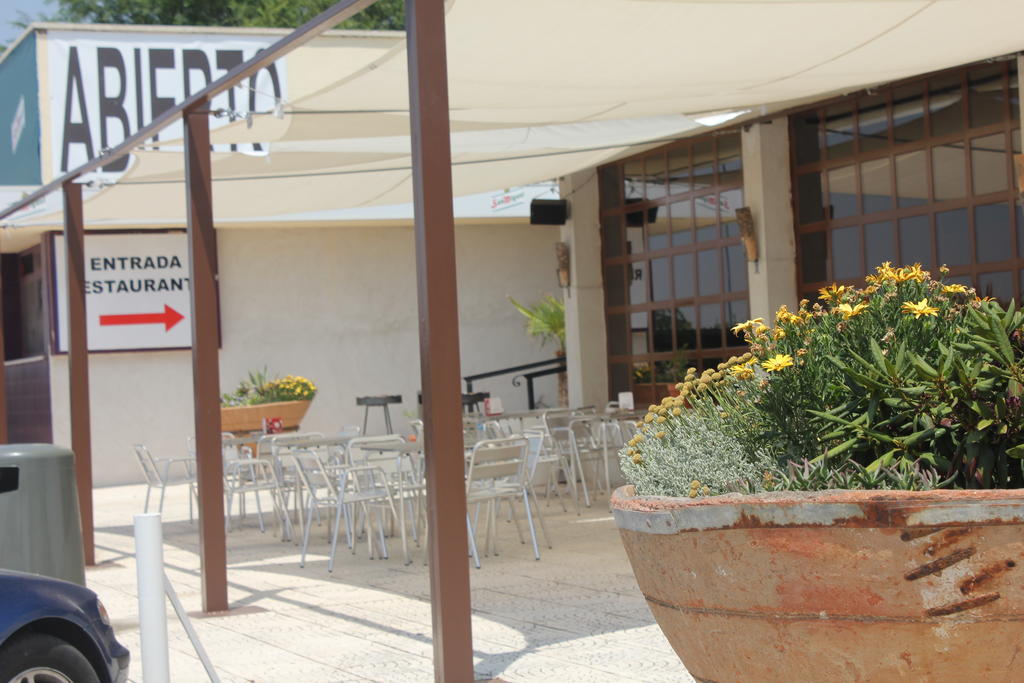 Hotel La Parada Ontígola Exterior photo
